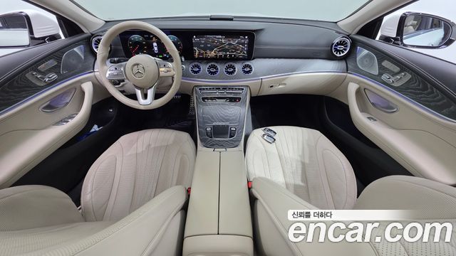 Mercedes-Benz CLS-Class 2021 — photo 10
