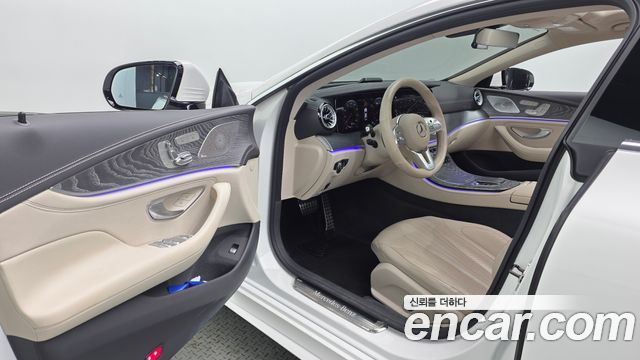 Mercedes-Benz CLS-Class 2021 — photo 13