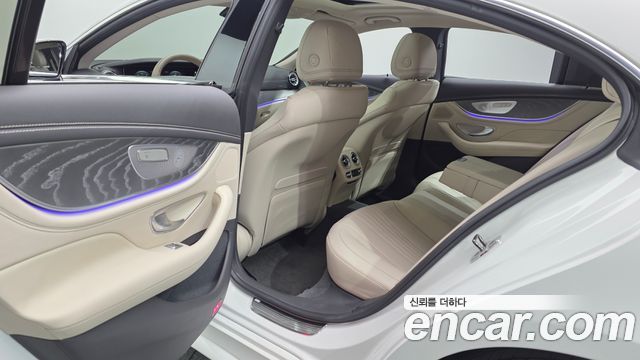 Mercedes-Benz CLS-Class 2021 — photo 17