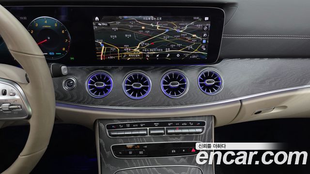 Mercedes-Benz CLS-Class 2021 — photo 19