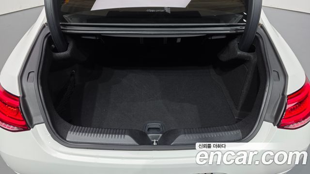 Mercedes-Benz CLS-Class 2021 — photo 25