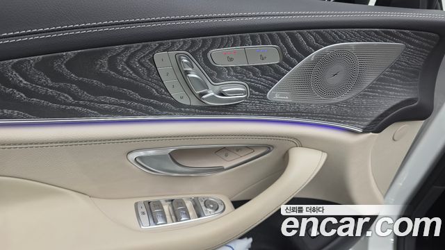 Mercedes-Benz CLS-Class 2021 — photo 29