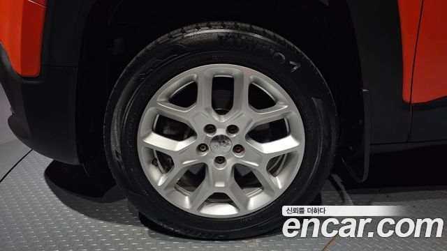 Jeep Renegade 2015 — photo 5
