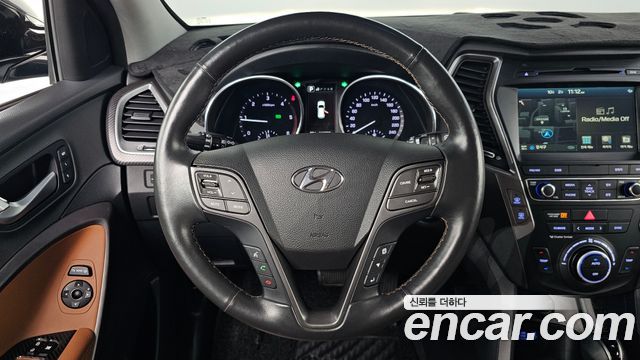 Hyundai Santafe 2016 — photo 19