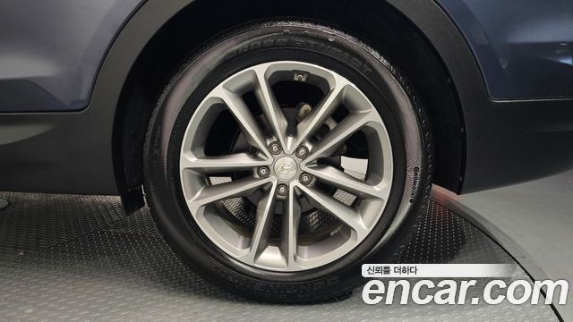 Hyundai Santafe 2016 — photo 7