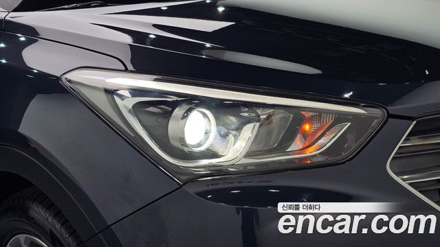 Hyundai Santafe 2016 — photo 8