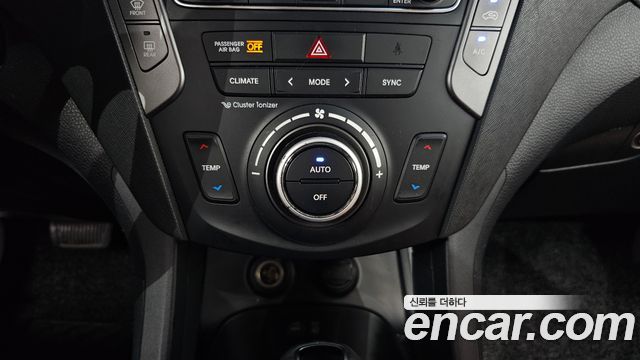 Hyundai Santafe 2016 — photo 32