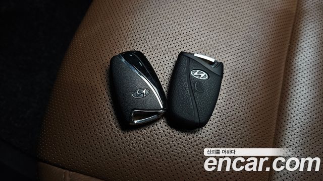 Hyundai Santafe 2016 — photo 33