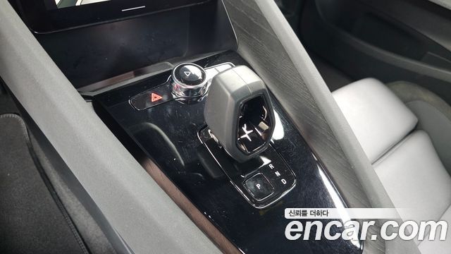 Polestar Polestar 2 2022 — photo 12