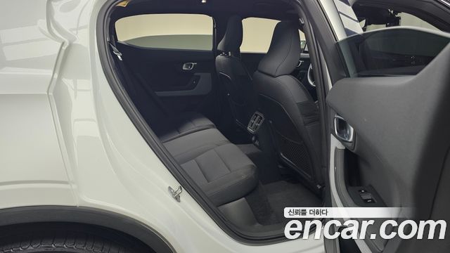 Polestar Polestar 2 2022 — photo 17