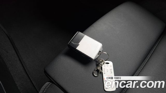 Polestar Polestar 2 2022 — photo 23