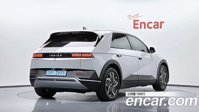 Hyundai Ioniq5 2022 — photo 2