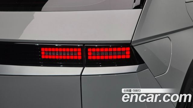 Hyundai Ioniq5 2022 — photo 9