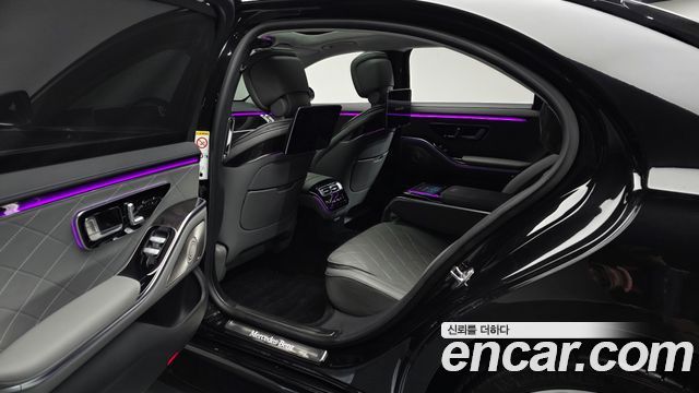 Mercedes-Benz S-Class 2021 — photo 16