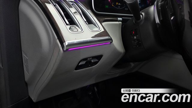 Mercedes-Benz S-Class 2021 — photo 31