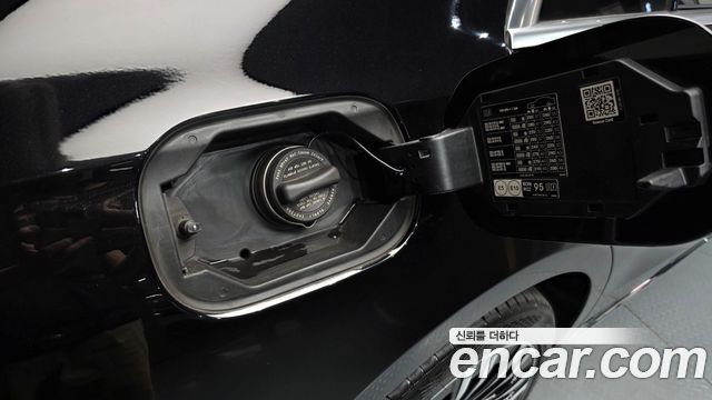 Mercedes-Benz S-Class 2021 — photo 40