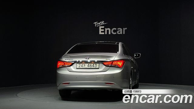 Hyundai Sonata 2013 — photo 4