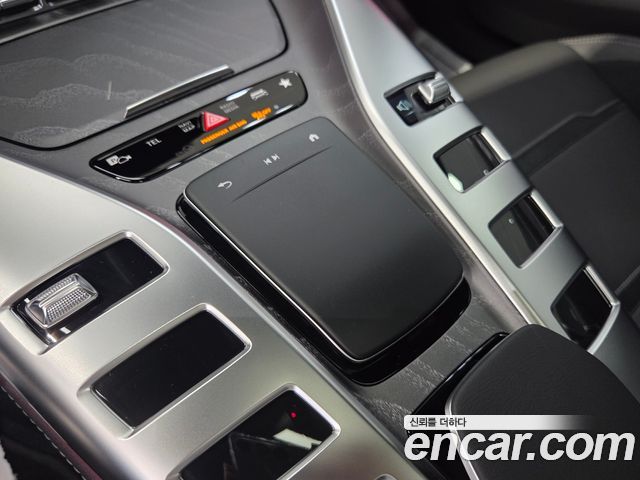 Mercedes-Benz AMG GT 2026 — photo 17