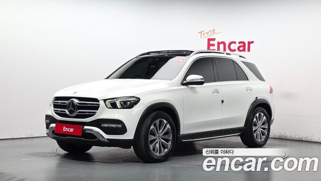 Mercedes-Benz GLE-Class 2022 — photo 1