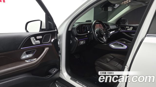 Mercedes-Benz GLE-Class 2022 — photo 13