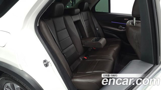 Mercedes-Benz GLE-Class 2022 — photo 18
