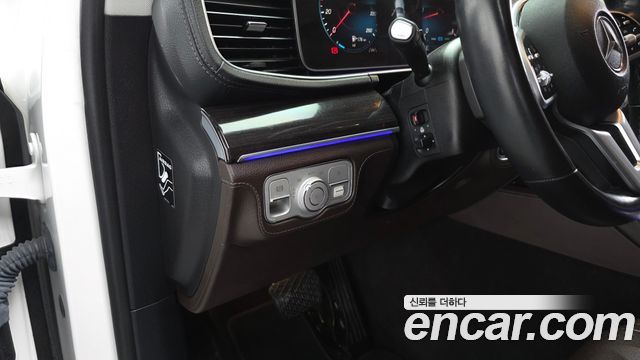 Mercedes-Benz GLE-Class 2022 — photo 19