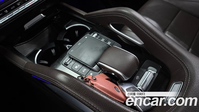 Mercedes-Benz GLE-Class 2022 — photo 25