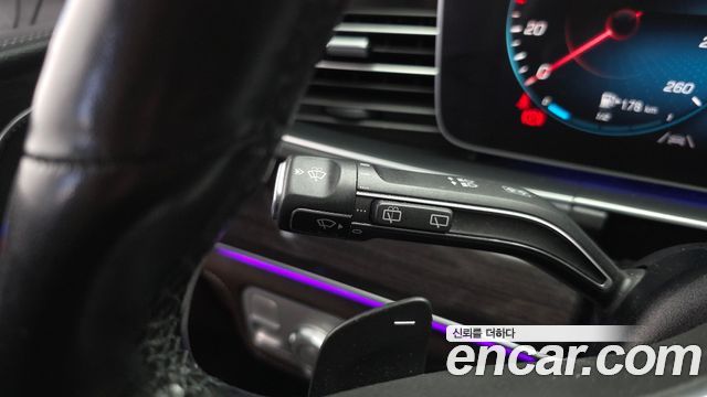 Mercedes-Benz GLE-Class 2022 — photo 35