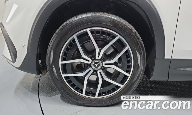 Mercedes-Benz EQB 2022 — photo 5