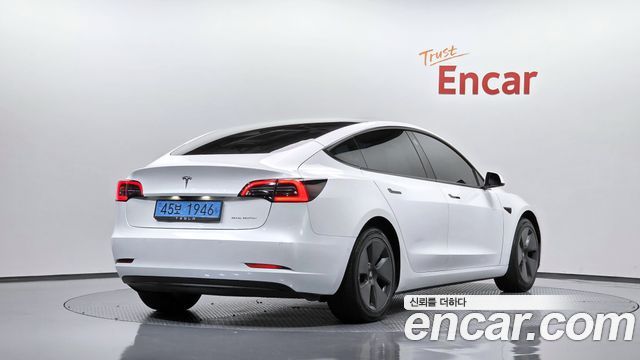 Tesla Model 3 2022 — photo 2