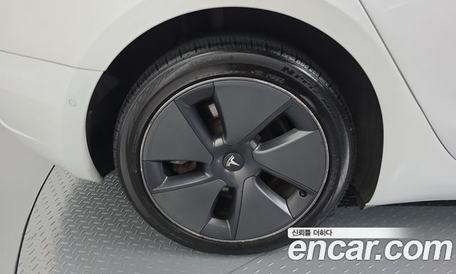 Tesla Model 3 2022 — photo 5