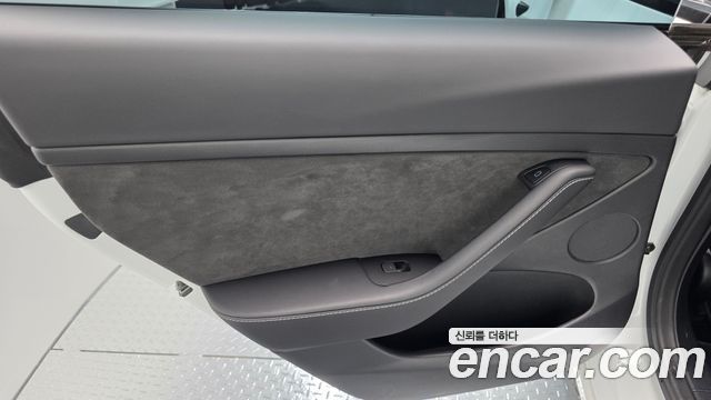 Tesla Model 3 2022 — photo 15
