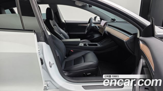 Tesla Model 3 2022 — photo 16