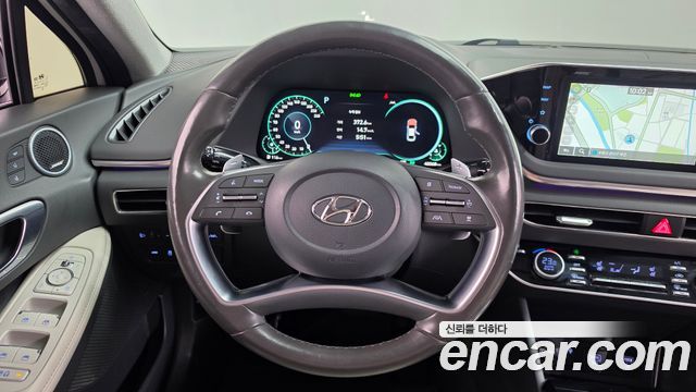 Hyundai Sonata 2023 — photo 19