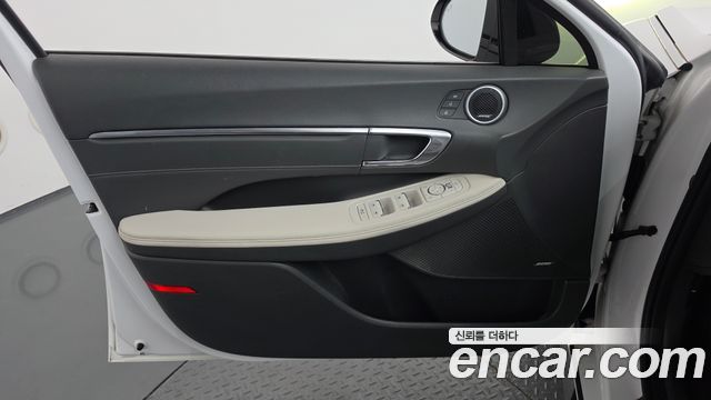 Hyundai Sonata 2023 — photo 14