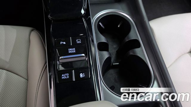 Hyundai Sonata 2023 — photo 28
