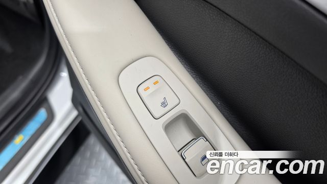 Hyundai Sonata 2023 — photo 37