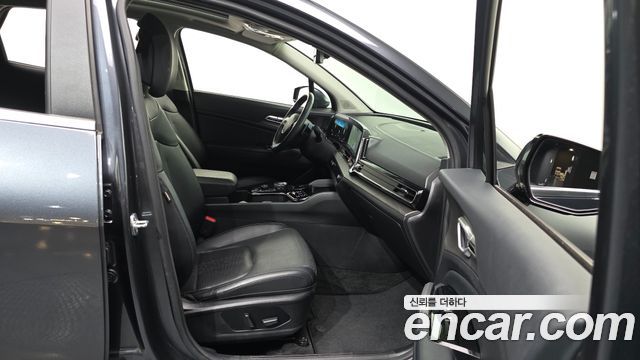 Kia Sportage 2022 — photo 11