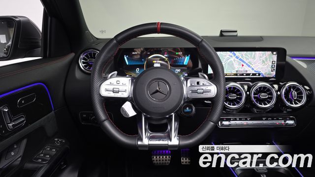 Mercedes-Benz GLA-Class 2023 — photo 19