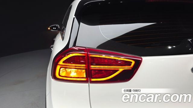 Kia Niro 2020 — photo 9