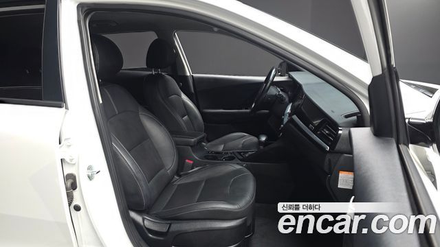 Kia Niro 2020 — photo 16
