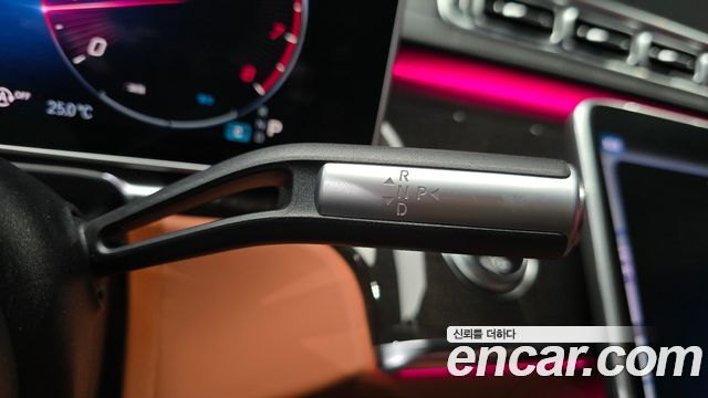 Mercedes-Benz S-Class 2021 — photo 12