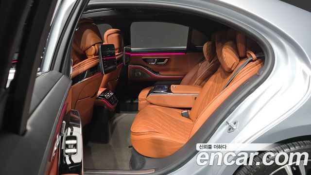 Mercedes-Benz S-Class 2021 — photo 18