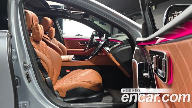 Mercedes-Benz S-Class 2021 — photo 16