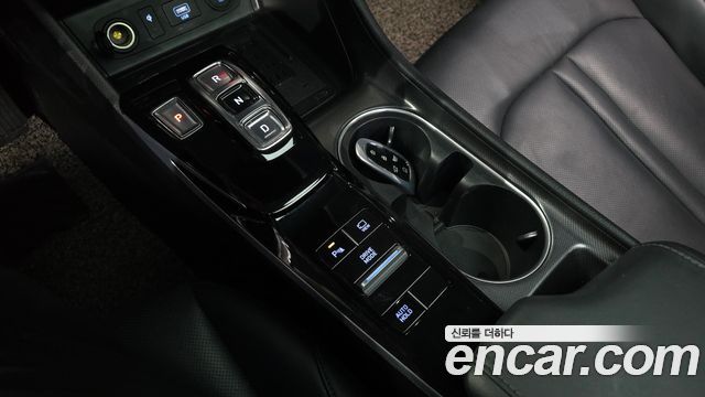 Hyundai Sonata 2020 — photo 9