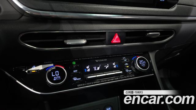 Hyundai Sonata 2020 — photo 17