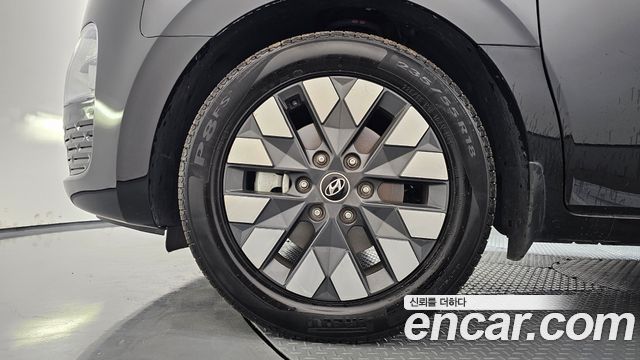 Hyundai Staria 2025 — photo 5
