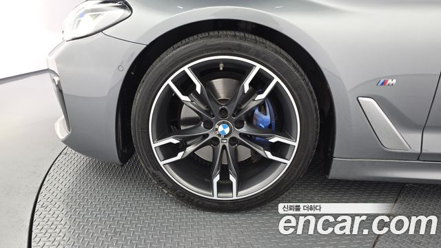 BMW 5-Series 2023 — photo 5