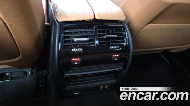 BMW 5-Series 2023 — photo 23
