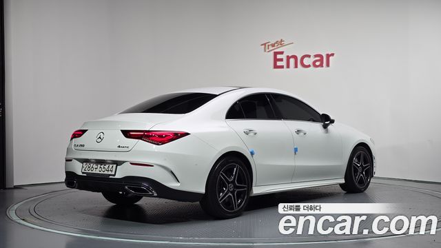 Mercedes-Benz CLA-Class 2023 — photo 2
